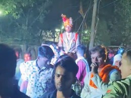 Baran: पुलिस के पहरे में निकली 2 दलित दूल्हों की बारात, रास्ते को लेकर हुआ था विवाद Baran: पुलिस के पहरे में निकली 2 दलित दूल्हों की बारात, रास्ते को लेकर हुआ था विवाद