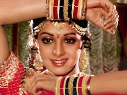 श्रीदेवी का चांदनी लुक हो या सिलसिला की रेखा, इस डायरेक्टर की वजह से खूबसूरती की मिसाल बनीं ये 10 एक्ट्रेसेज श्रीदेवी का चांदनी लुक हो या सिलसिला की रेखा, इस डायरेक्टर की वजह से खूबसूरती की मिसाल बनीं ये 10 एक्ट्रेसेज