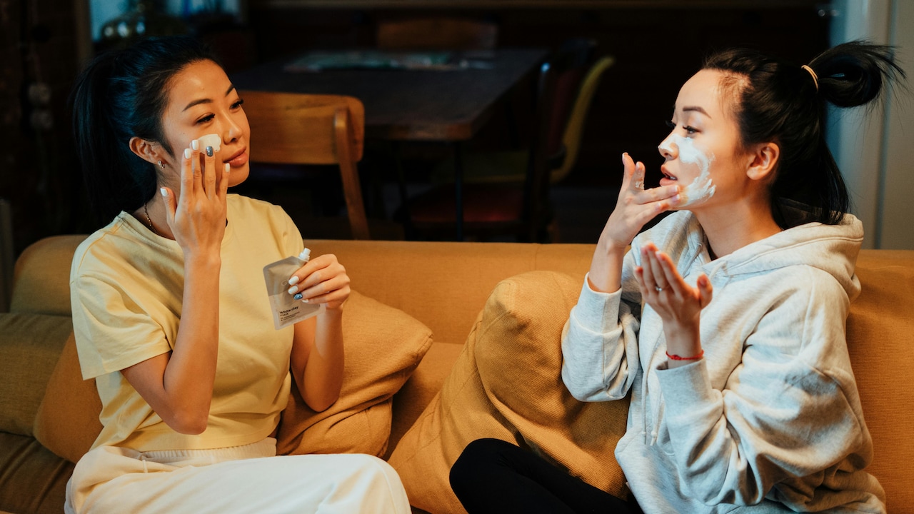 What Should Be Your Night Routine To Avoid Pimples