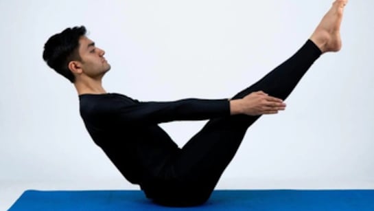 Best Yoga Asanas: फैट बर्न करने के लिए 7 बेस्ट योगासन, प्राकृतिक रूप से घटाएं वजन 7