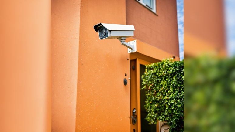 अब घर, ऑफिस रहेगा एकदम सेफ, आ गए हैं ये बजट फ्रेंडली Safety Camera अब घर, ऑफिस रहेगा एकदम सेफ, आ गए हैं ये बजट फ्रेंडली Safety Camera