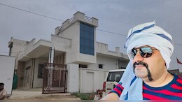 ACB Action: डेढ़ करोड़ के 2 लग्&zwj;जरी फ्लैट, 15 बीघा जमीन और फार्म हाउस; फ&zwj;िर भी क&zwj;िराए के मकान में रहता है ईओ