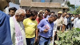 कोटा में अवैध बिजली कनेक्शन का भंडाफोड़, पानी पाइप के साथ डाली बिजली लाइन