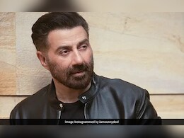 अहमदाबाद में प्लेन क्रैश की खबर सुनकर सनी देओल हुए दुखी, कहा-'मैं प्राथना कर रहा हूं..' अहमदाबाद में प्लेन क्रैश की खबर सुनकर सनी देओल हुए दुखी, कहा-'मैं प्राथना कर रहा हूं..'