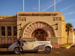 10 Stunning Cities That Absolutely Nail The Art Deco Aesthetic 10 Stunning Cities That Absolutely Nail The Art Deco Aesthetic
