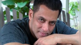 ईद पर सलमान खान ने दिया सरप्राइज, क्लीन शेव लुक में मचाया कहर, फैंस बोले- अब ईद पूरी हुई