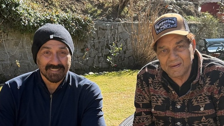 85 साल के बाद एक्टिंग करते दिखे धर्मेंद्र तो सनी देओल ने दिया रिएक्शन, पापा के लिए बोले- फिर से धमाल मचाने वाले हैं 85 साल के बाद एक्टिंग करते दिखे धर्मेंद्र तो सनी देओल ने दिया रिएक्शन, पापा के लिए बोले- फिर से धमाल मचाने वाले हैं