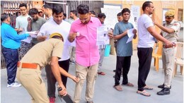 RAS Mains Exam: कड़ी सुरक्षा के बीच आज भी दो पारियों में आयोजित हो रही आरएएस मेन्स परीक्षा, सेंटर्स के बाहर लगी लाइनें