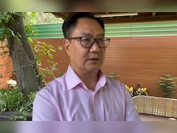 &quot;Average Lawyer&quot;: Kiren Rijiju Attacks Kapil Sibal Over Cash-At-Home Row