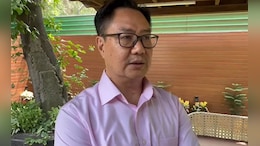 "Average Lawyer": Kiren Rijiju Attacks Kapil Sibal Over Cash-At-Home Row