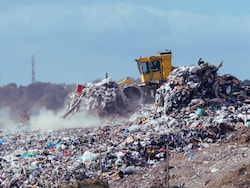 Woman Accidentally Throws Mangalsutra Worth Rs 1 Lakh In Garbage. This Happens Next