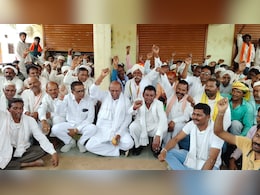 MP Tribal Farmers : 40 साल से कर रहे थे खेती, अब 8 हजार आदिवासियों के पट्टे को कर दिया गया निरस्त! फूटा आंदोलन MP Tribal Farmers : 40 साल से कर रहे थे खेती, अब 8 हजार आदिवासियों के पट्टे को कर दिया गया निरस्त! फूटा आंदोलन