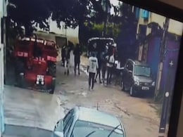 On CCTV, Woman Sexually Harassed Near Bengaluru, Thrashed By Group Of Men On CCTV, Woman Sexually Harassed Near Bengaluru, Thrashed By Group Of Men