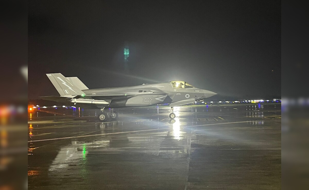 The Navy described the incident as a "normal occurrence," and said it was extending logistical support. The Navy described the incident as a "normal occurrence," and said it was extending logistical support.