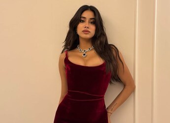 Janhvi Kapoor's 'Reset' In London Is All About Delicious Indulgences With Khushi Kapoor And Shikhar Pahariya Janhvi Kapoor's 'Reset' In London Is All About Delicious Indulgences With Khushi Kapoor And Shikhar Pahariya