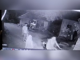 शराब बेचने से मना करने पर तस्करों ने खुलेआम की फायरिंग, बिहार की घटना शराब बेचने से मना करने पर तस्करों ने खुलेआम की फायरिंग, बिहार की घटना