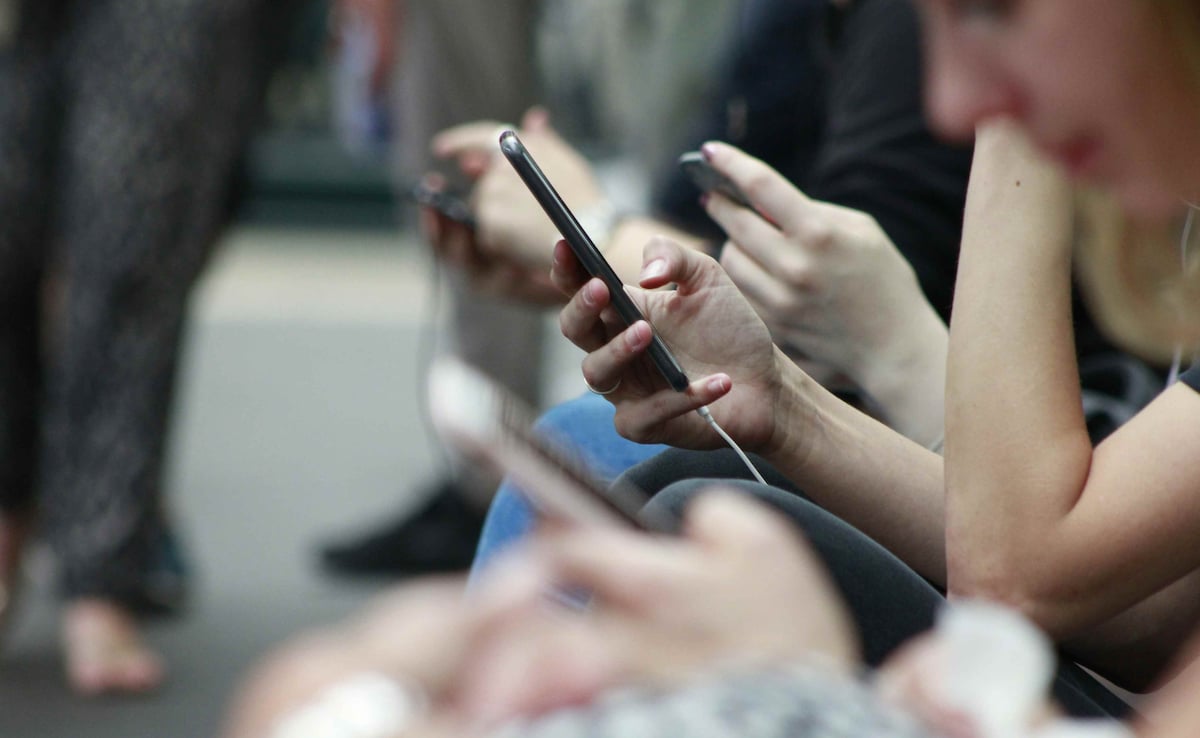 Many people search for validation online, that takes a toll on their mental health Many people search for validation online, that takes a toll on their mental health