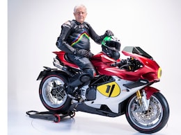 MV Agusta Unveils Superveloce 1000 Ago; A Tribute To Giacomo Agostini MV Agusta Unveils Superveloce 1000 Ago; A Tribute To Giacomo Agostini