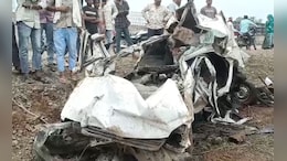 MP Road Accident: झाबुआ में बड़ा सड़क हादसा, शादी समारोह से लौट रहे एक ही परिवार के 9 लोगों की मौत
