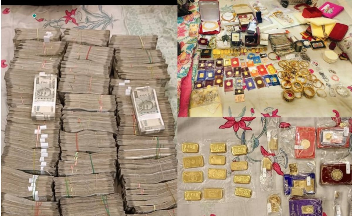 IRS officer Amit Kumar Singal - Rs 1 Crore Cash, Gold, Silver Worth ...