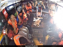 Israeli Commandos Intercept Greta Thunberg's Gaza-Bound 'Freedom Flotilla' Ship Israeli Commandos Intercept Greta Thunberg's Gaza-Bound 'Freedom Flotilla' Ship