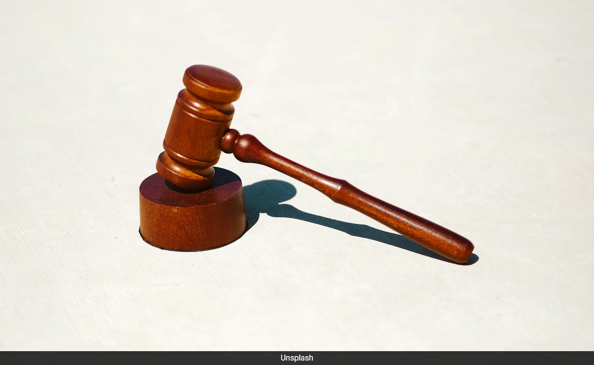 Бързо четене Резюме е генериран от AI прегледано Newsroom 42 годишен