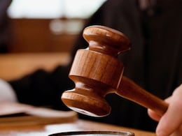 नेत्रहीन नाबालिग से रेप पर कोर्ट का सख्त फैसला, सौतेले पिता और नाना को मिली अंतिम सांस तक उम्रकैद  नेत्रहीन नाबालिग से रेप पर कोर्ट का सख्त फैसला, सौतेले पिता और नाना को मिली अंतिम सांस तक उम्रकैद