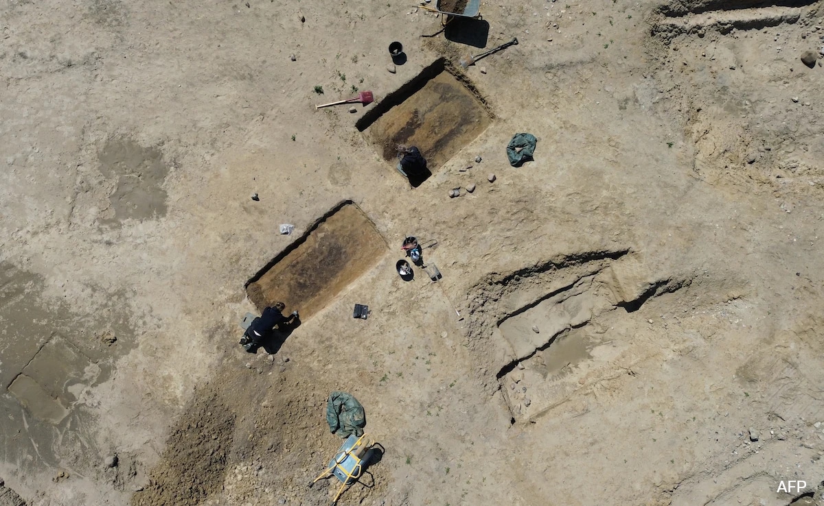 In an accidental find a 10th century burial site believed to