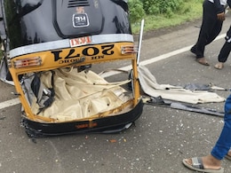 Akola News : ट्रकच्या धडकेत ऑटो पलटी, प्रवासी फेकले गेले! 2 जण जागेवरच ठार Akola News : ट्रकच्या धडकेत ऑटो पलटी, प्रवासी फेकले गेले! 2 जण जागेवरच ठार