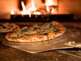 Where To Eat The Best Pizza In Hyderabad - Top 7 Spots To Try Where To Eat The Best Pizza In Hyderabad - Top 7 Spots To Try
