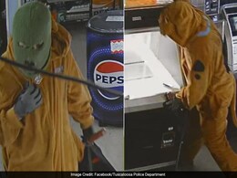 Scooby Doo ने दुकान में की चोरी, देख हंसी से लोटपोट हुए लोग, बोले- इसे का जरूरत आन पड़ी Scooby Doo ने दुकान में की चोरी, देख हंसी से लोटपोट हुए लोग, बोले- इसे का जरूरत आन पड़ी