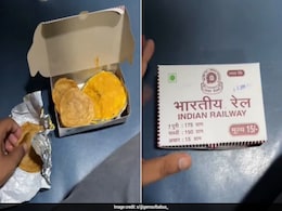 "7 Pooris, Bhaji For Rs 15": Video Shows Indian Railways' Economy Meal, Internet Reacts "7 Pooris, Bhaji For Rs 15": Video Shows Indian Railways' Economy Meal, Internet Reacts