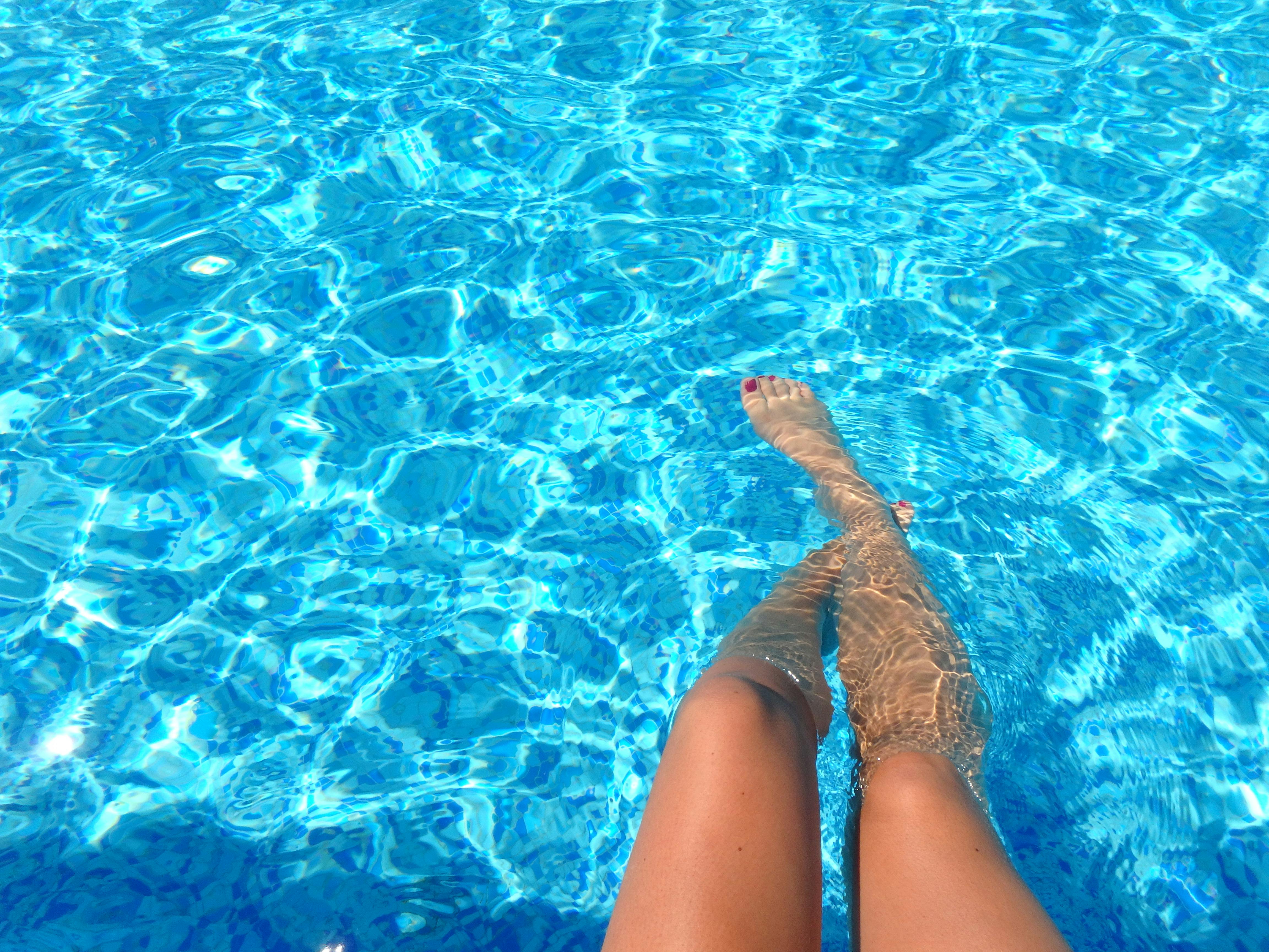 These habits not only improve physical comfort but also protect you from heat-related health issues