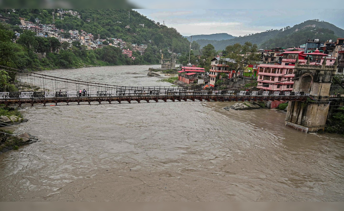 Two people died due to the flash flood and their bodies were recovered from the Manuni Khad in Kangra district. Two people died due to the flash flood and their bodies were recovered from the Manuni Khad in Kangra district.