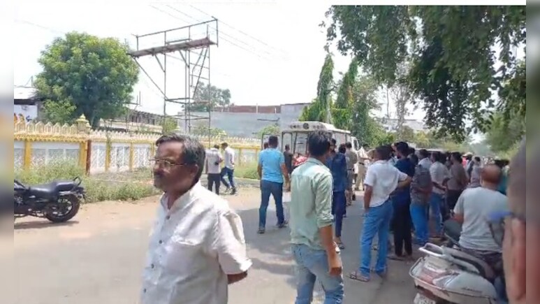 बिजली लाइन से टकराई सीढ़ी, 6 श्रमिकों को लगा करंट; तीन की मौके पर मौत और 3 घायल
