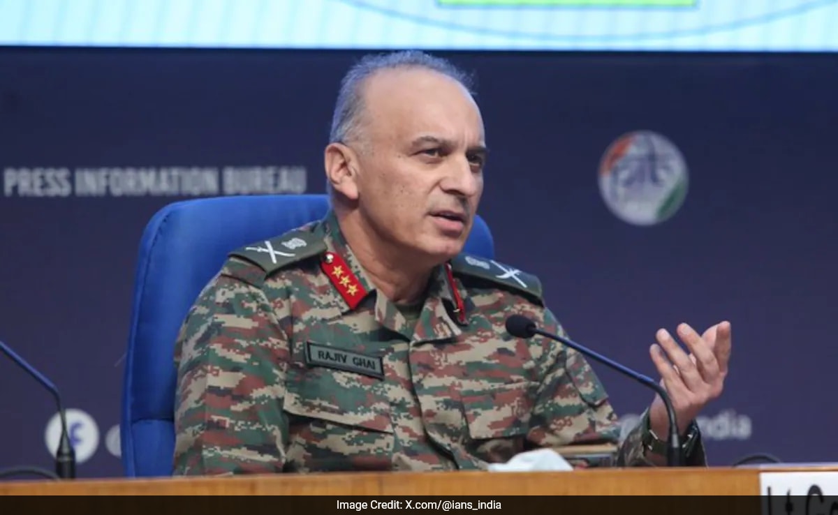 New Delhi генерал лейтенант Раджив Гхай когото директорът на Пакистан