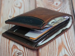 Men's Wallet पर ऐसी शानदार डील्स कहीं नहीं मिलेगी आपको, Myntra से 500 रुपये से भी कम में करें इन्हें Order Men's Wallet पर ऐसी शानदार डील्स कहीं नहीं मिलेगी आपको, Myntra से 500 रुपये से भी कम में करें इन्हें Order