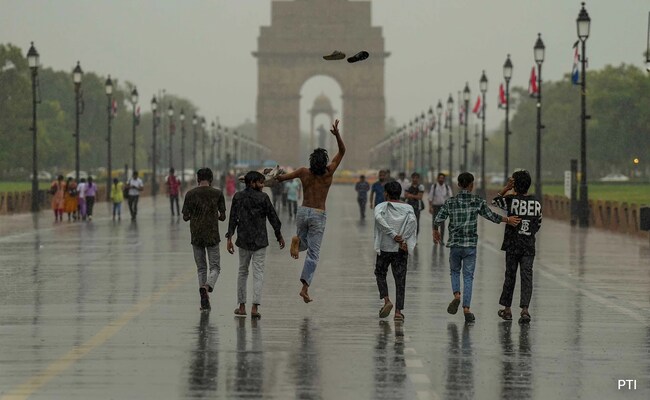 Rain, Thunderstorms Likely In Delhi For Next 3 Days: Weather Office
