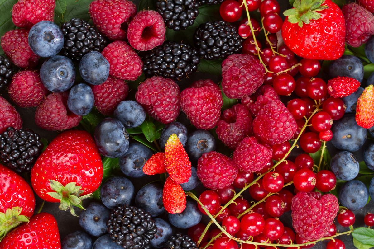 Antioxidants help the body combat harmful free radicals