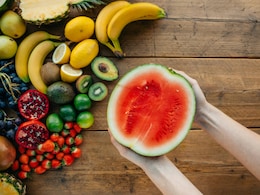 7 Summer Fruits That Diabetics Can Safely Enjoy