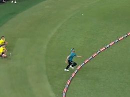 Huge Rule Change In Cricket: Boundary Catches Involving 'Bunny Hops' Now Illegal, To Be Integrated In ICC Manual Huge Rule Change In Cricket: Boundary Catches Involving 'Bunny Hops' Now Illegal, To Be Integrated In ICC Manual