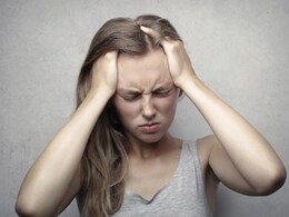 Nutritionist Reveals How Stress Hormone Cortisol Messes With Your Skin Nutritionist Reveals How Stress Hormone Cortisol Messes With Your Skin