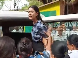 इंफ्लूएंसर शर्मिष्ठा पनोली को मिली बेल, हाई कोर्ट ने पुलिस से सुरक्षा देने को भी कहा इंफ्लूएंसर शर्मिष्ठा पनोली को मिली बेल, हाई कोर्ट ने पुलिस से सुरक्षा देने को भी कहा