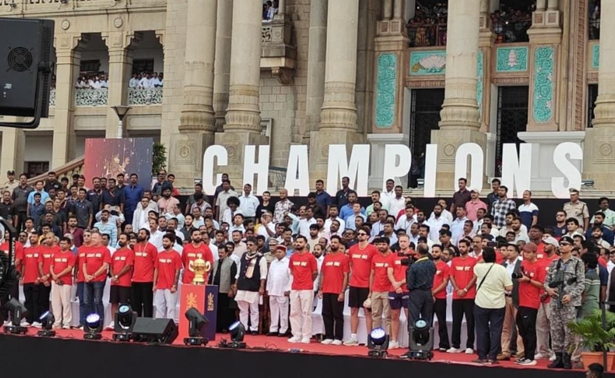RCB IPL 2025 Victory Parade LIVE: RCB Players Felicitated By Karnataka CM, Governor