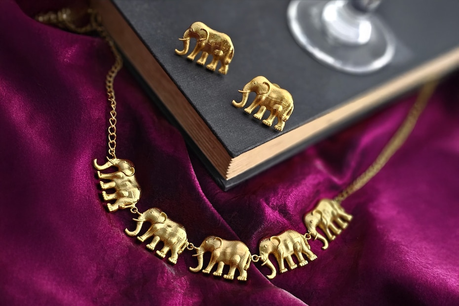 Gold Plate,Gold Plate Jewellery,Gold Plate Jewellery Price,social media,news and media,Fashion,gold jewellery price,trending story,viral news,Whosthat360 Gold Plate,Gold Plate Jewellery,Gold Plate Jewellery Price,social media,news and media,Fashion,gold jewellery price,trending story,viral news,Whosthat360