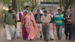 Panchayat Cast Fees: सचिव जी की मंजू देवी? 'पंचायत 4'साठी सर्वाधिक मानधन कुणाला? पाहा सर्व कलाकारांची फी