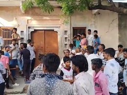 Rajasthan: शिकार के जाल में फंसा शिकारी, तेंदुआ को लोगों ने कमरे में किया बंद; वन विभाग ने किया रेस्क्यू Rajasthan: शिकार के जाल में फंसा शिकारी, तेंदुआ को लोगों ने कमरे में किया बंद; वन विभाग ने किया रेस्क्यू