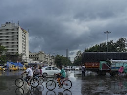 कश्मीर से गुजरात तक... बारिश ही बारिश, कहर बरपाने के कई VIDEO आए सामने कश्मीर से गुजरात तक... बारिश ही बारिश, कहर बरपाने के कई VIDEO आए सामने