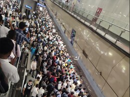 गजब! दिल्ली मेट्रो ने रिकॉर्ड बना लिया, 1 दिन में पहली बार  81.87 लाख यात्रियों ने किया सफर गजब! दिल्ली मेट्रो ने रिकॉर्ड बना लिया, 1 दिन में पहली बार  81.87 लाख यात्रियों ने किया सफर