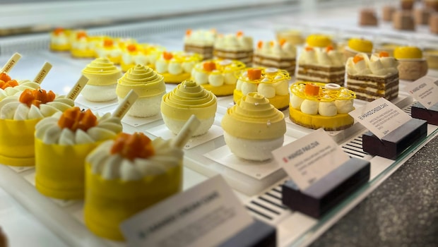 Mango cakes are always indulgent Mango cakes are always indulgent